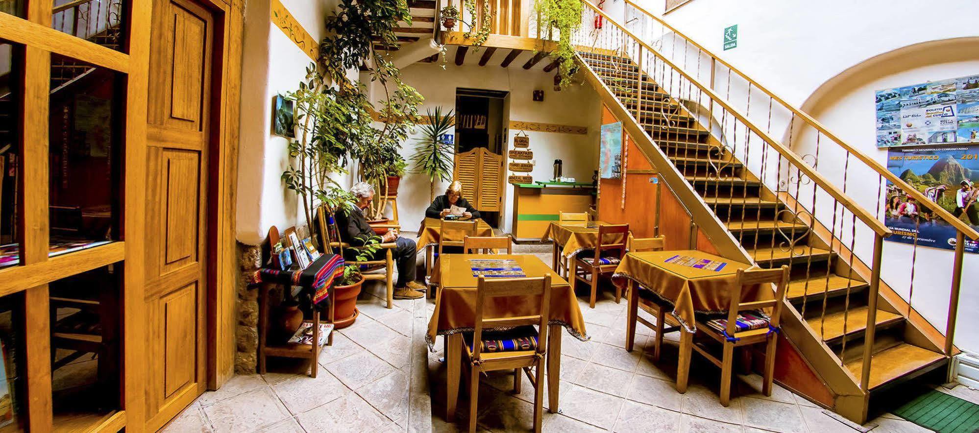 Hostal El Grial Куско Екстериор снимка